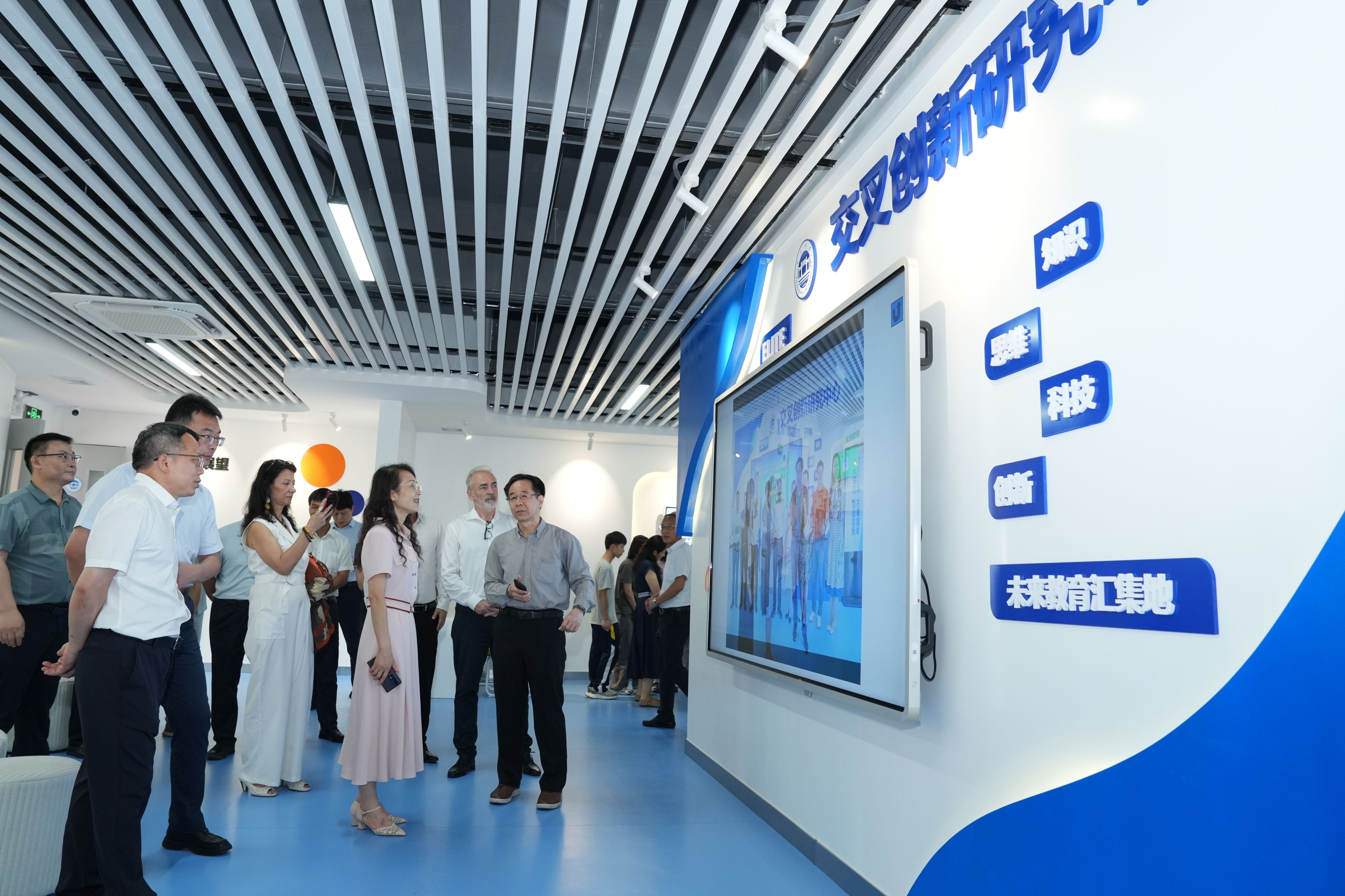 william威廉中文官网