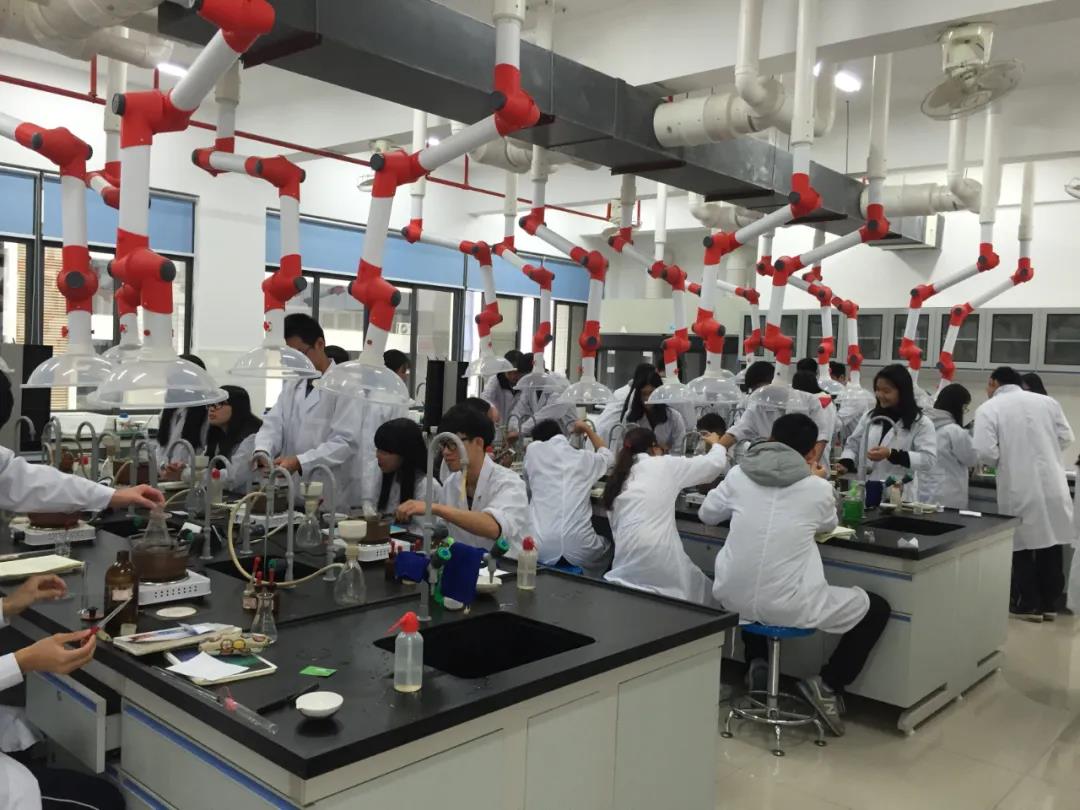 william威廉中文官网